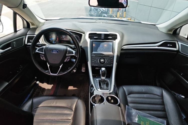 Used Ford Mondeo 2013 1.5L GTDi180 Fashion Edition Center Console