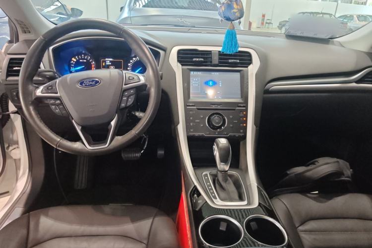 Used Ford Mondeo 2013 1.5L GTDi180 Fashion Edition Center Console