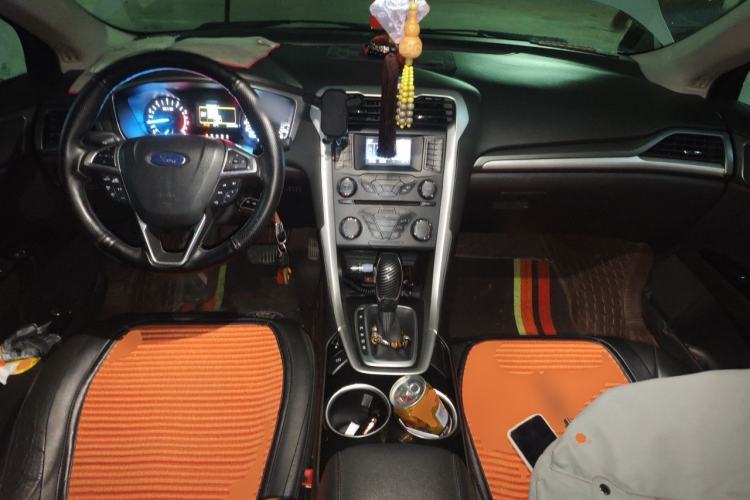 Used Ford Mondeo 2013 1.5L GTDi180 Fashion Edition Center Console