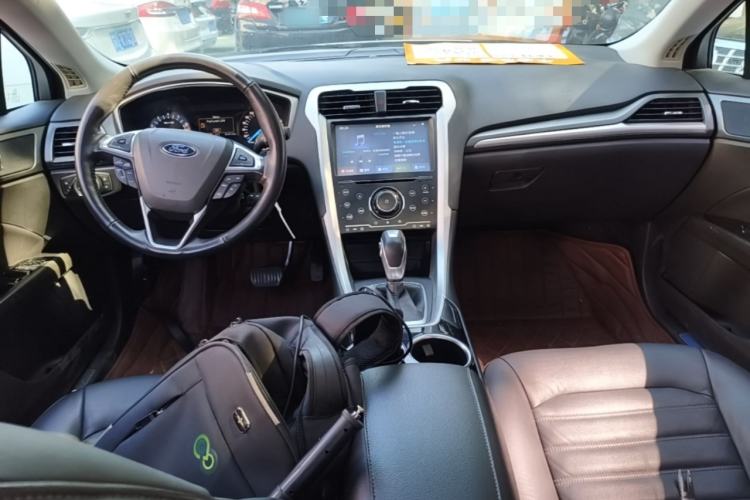 Used Ford Mondeo 2013 1.5L GTDi180 Fashion Edition Center Console