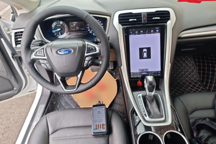 Used Ford Mondeo 2013 1.5L GTDi180 Fashion Edition Center Console