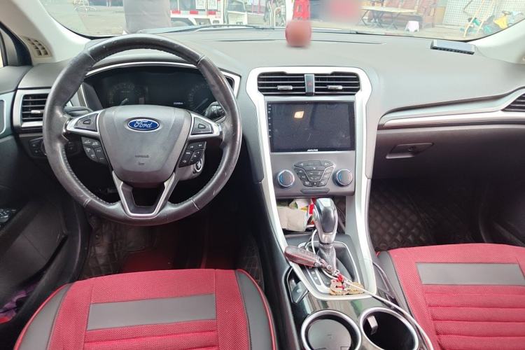 Used Ford Mondeo 2013 1.5L GTDi180 Fashion Edition Center Console