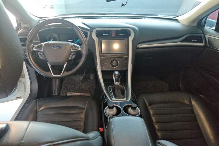Used Ford Mondeo 2013 1.5L GTDi180 Fashion Edition Center Console