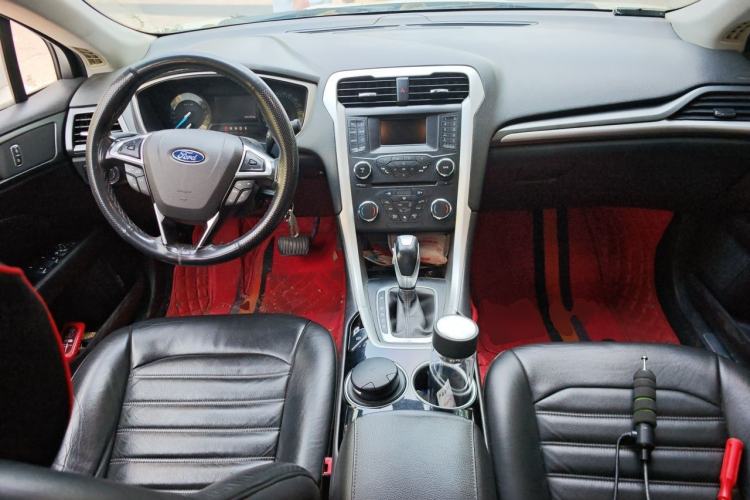 Used Ford Mondeo 2013 1.5L GTDi180 Fashion Edition Center Console
