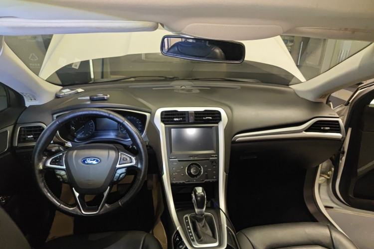 Used Ford Mondeo 2013 1.5L GTDi180 Fashion Edition Center Console