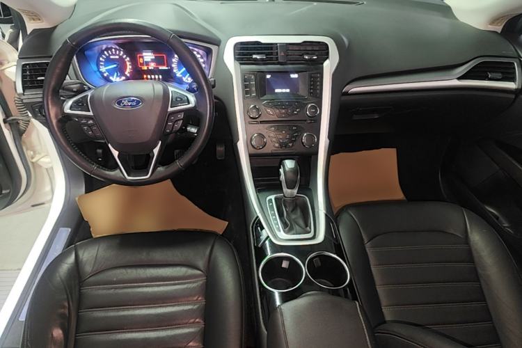 Used Ford Mondeo 2013 1.5L GTDi180 Fashion Edition Center Console
