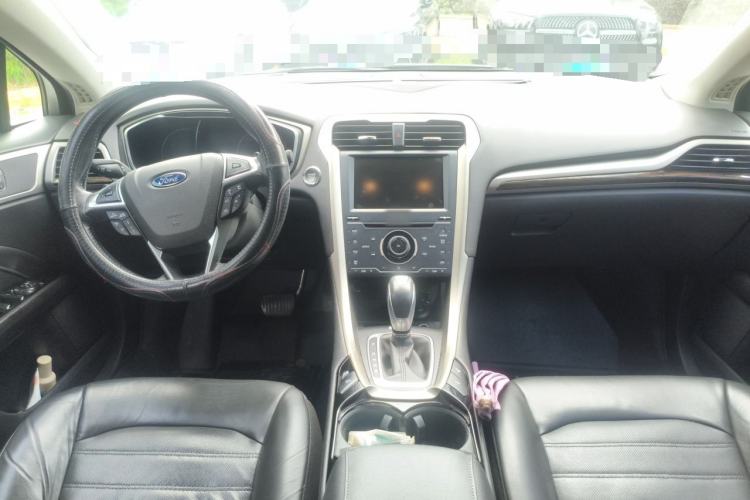 Used Ford Mondeo 2013 2.0L GTDi240 Flagship Edition Center Console