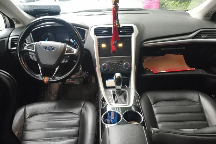 Used Ford Mondeo 2013 1.5L GTDi180 Fashion Edition Center Console