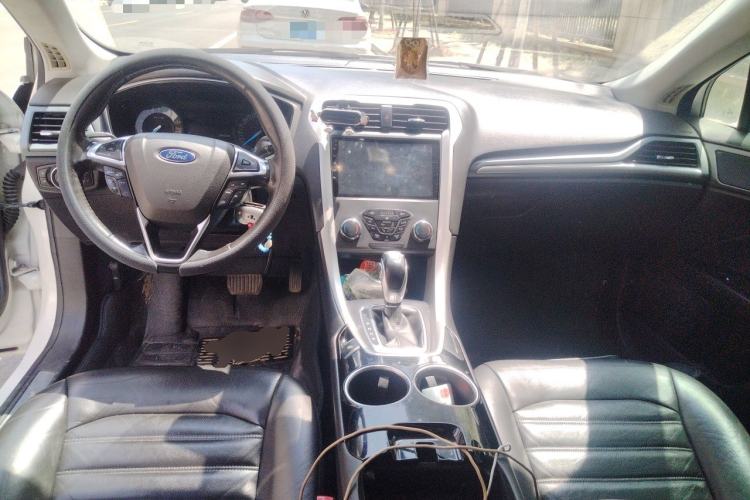 Used Ford Mondeo 2013 1.5L GTDi180 Fashion Edition Center Console