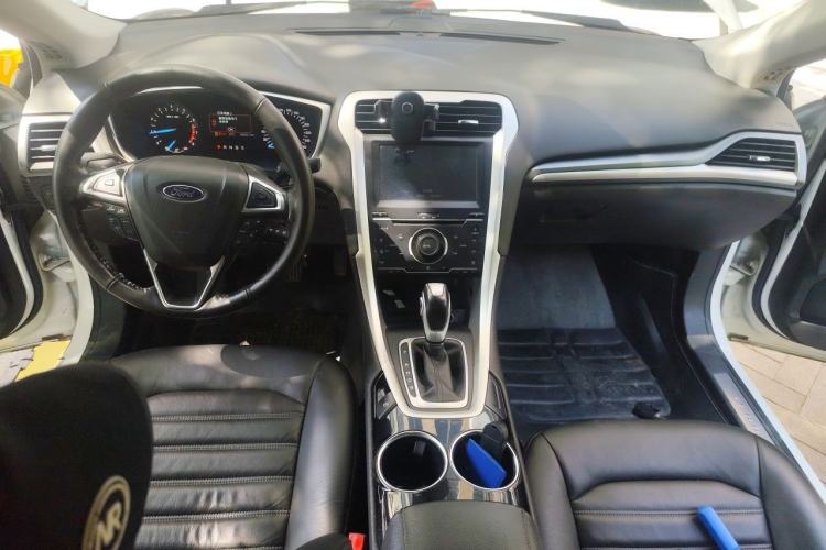 Used Ford Mondeo 2013 1.5L GTDi180 Fashion Edition Center Console