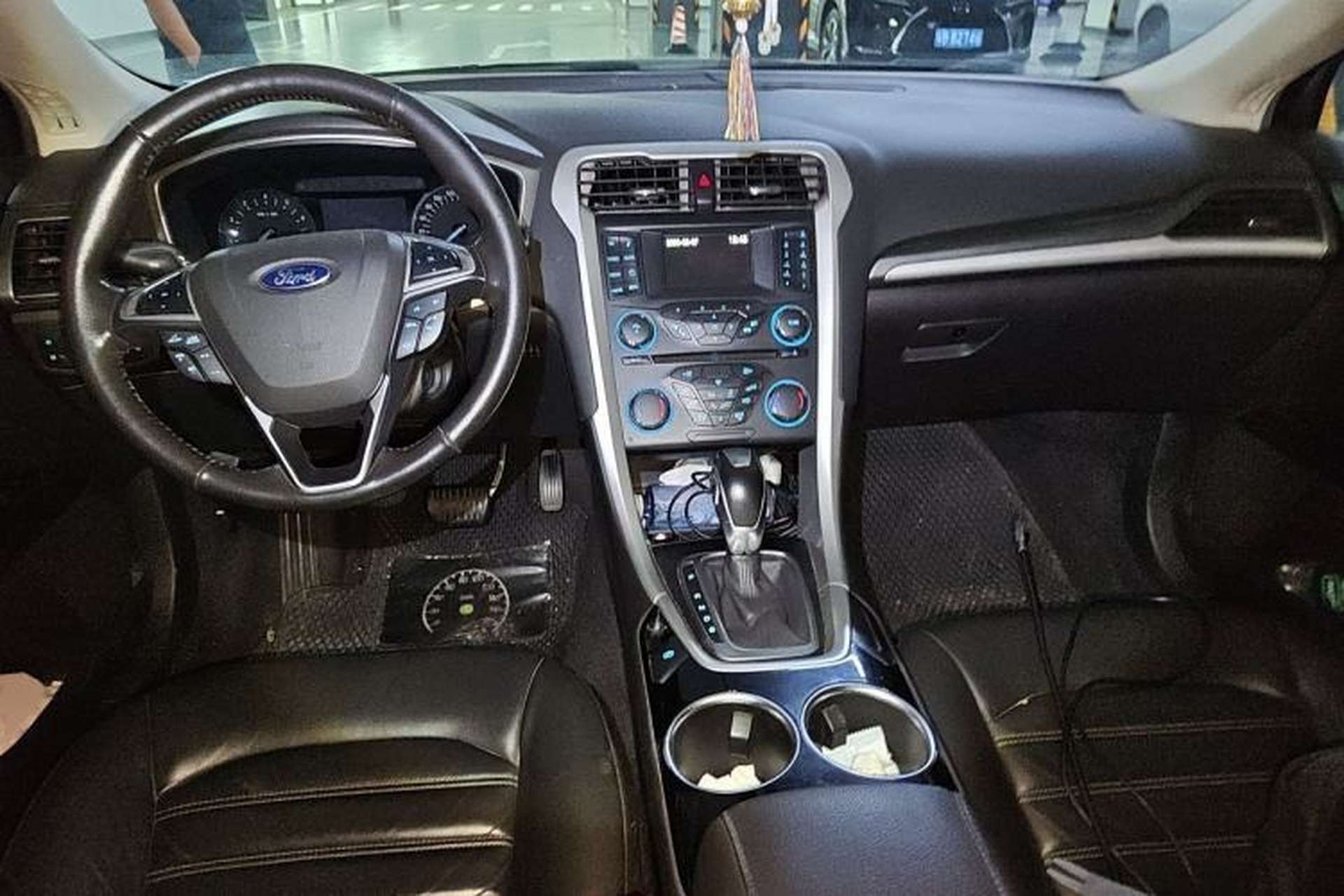 Used Ford Mondeo 2013 1.5L GTDi180 Fashion Edition Center Console