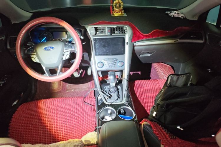 Used Ford Mondeo 2013 1.5L GTDi180 Fashion Edition Center Console