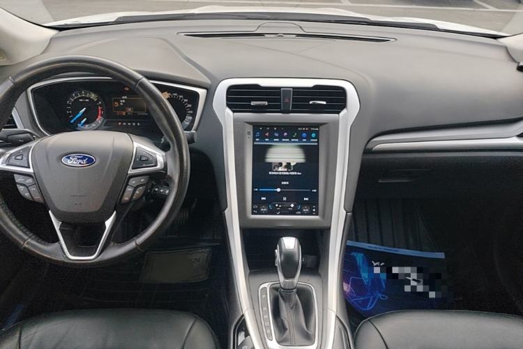 Used Ford Mondeo 2013 1.5L GTDi180 Fashion Edition Center Console