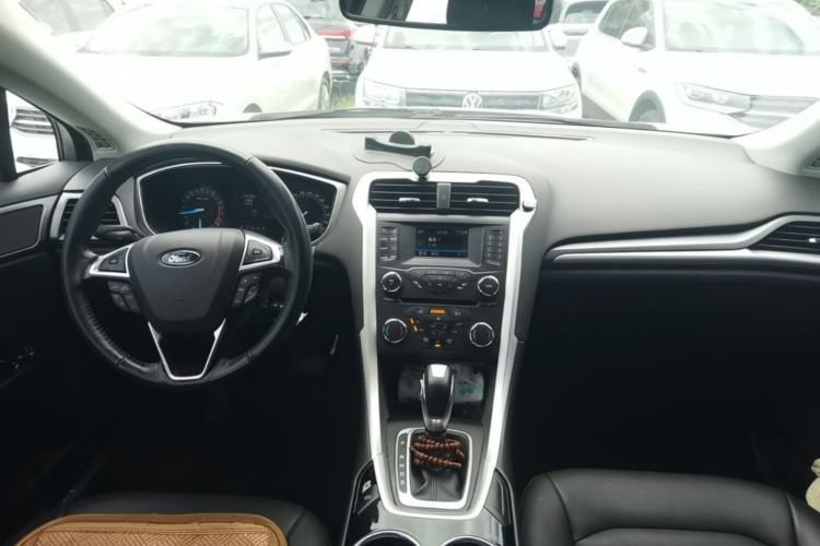 Used Ford Mondeo 2013 1.5L GTDi180 Fashion Edition Center Console