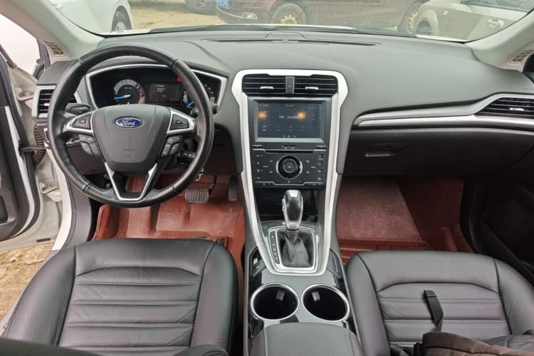 Used Ford Mondeo 2013 1.5L GTDi180 Fashion Edition Center Console
