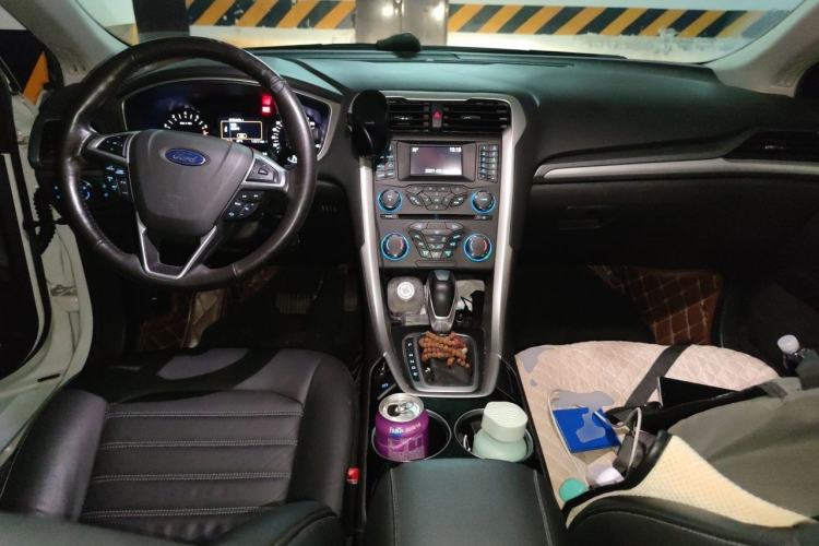 Used Ford Mondeo 2013 1.5L GTDi180 Fashion Edition Center Console