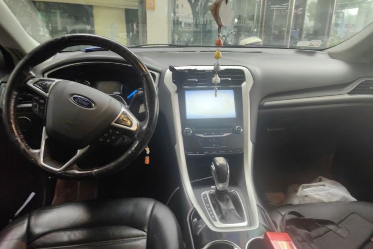 Used Ford Mondeo 2013 1.5L GTDi180 Fashion Edition Center Console