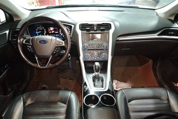 Used Ford Mondeo 2013 1.5L GTDi180 Fashion Edition Center Console
