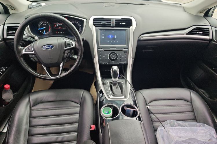 Used Ford Mondeo 2013 1.5L GTDi180 Fashion Edition Center Console