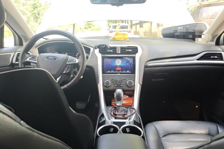 Used Ford Mondeo 2013 1.5L GTDi180 Fashion Edition Center Console