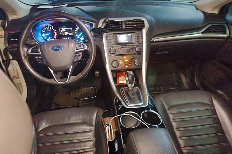 Used Ford Mondeo 2013 1.5L GTDi180 Fashion Edition Center Console