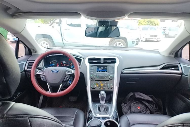 Used Ford Mondeo 2013 1.5L GTDi180 Fashion Edition Center Console