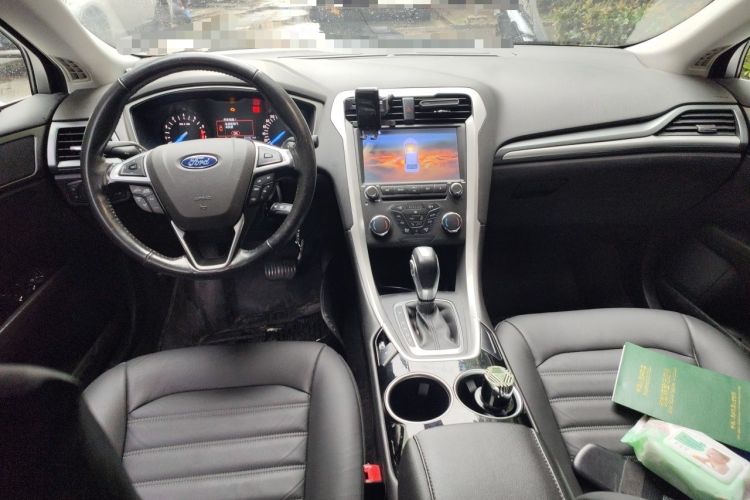 Used Ford Mondeo 2013 1.5L GTDi180 Fashion Edition Center Console