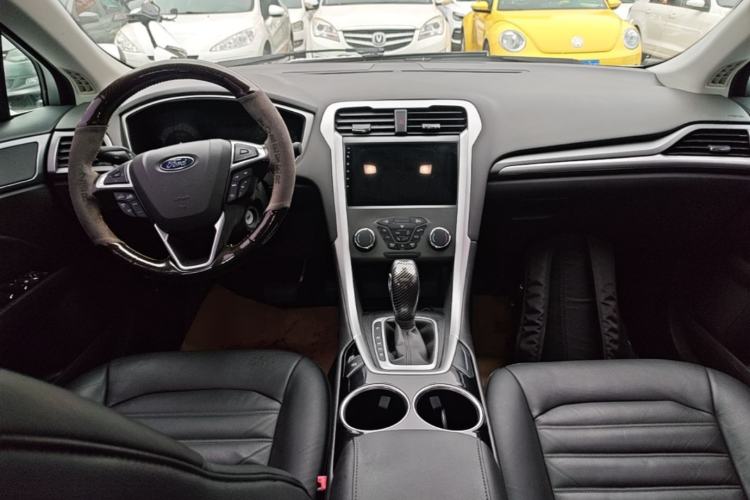 Used Ford Mondeo 2013 1.5L GTDi180 Fashion Edition Center Console