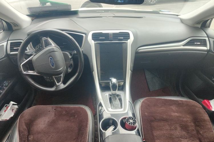 Used Ford Mondeo 2013 1.5L GTDi180 Fashion Edition Center Console