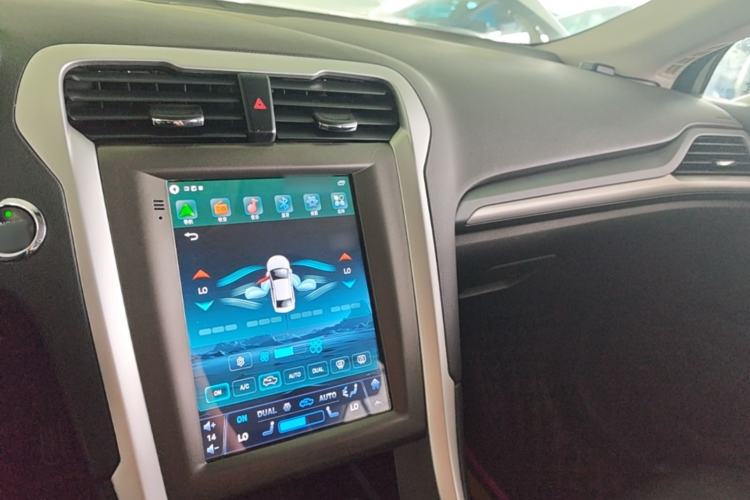 Used Ford Mondeo 2013 1.5L GTDi180 Fashion Edition Center Console