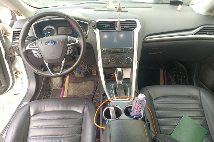 Used Ford Mondeo 2013 1.5L GTDi180 Fashion Edition Center Console