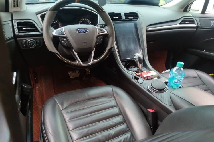 Used Ford Mondeo 2013 1.5L GTDi180 Fashion Edition Center Console