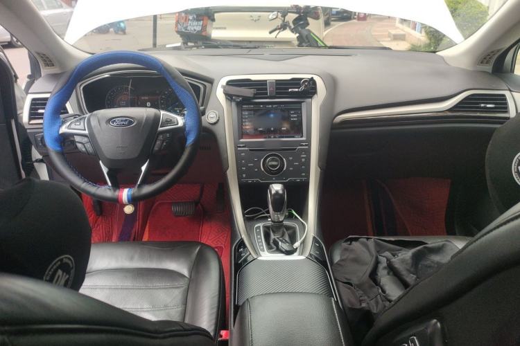 Used Ford Mondeo 2013 2.0L GTDi240 Flagship Edition Center Console