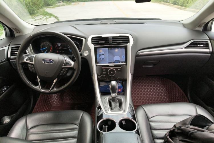 Used Ford Mondeo 2013 1.5L GTDi180 Fashion Edition Center Console
