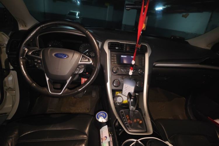 Used Ford Mondeo 2013 1.5L GTDi180 Fashion Edition Center Console