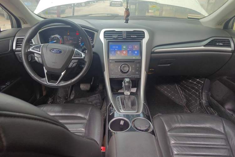 Used Ford Mondeo 2013 1.5L GTDi180 Fashion Edition Center Console