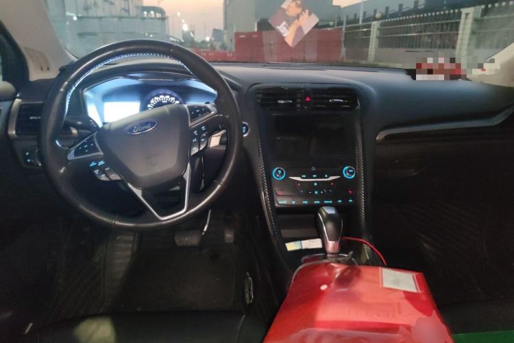 Used Ford Mondeo 2013 2.0L GTDi240 Flagship Edition Center Console