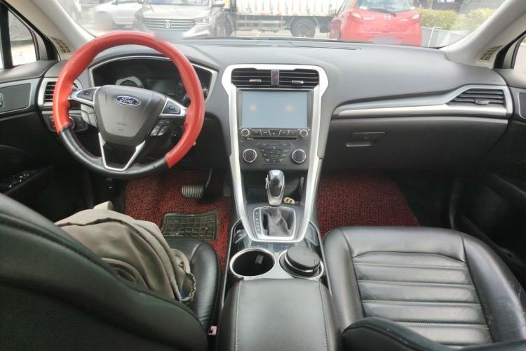 Used Ford Mondeo 2013 1.5L GTDi180 Fashion Edition Center Console