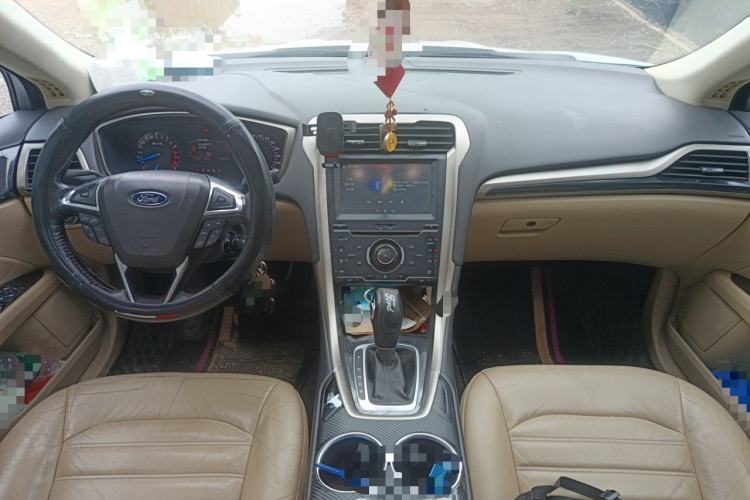 Used Ford Mondeo 2013 1.5L GTDi180 Fashion Edition Center Console