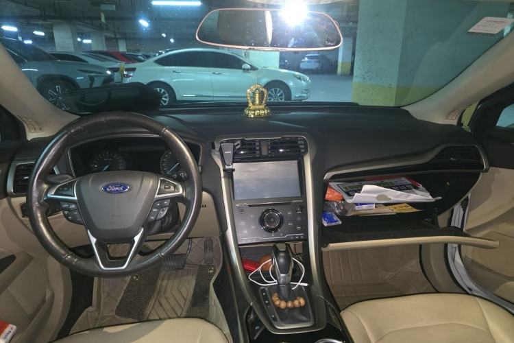 Used Ford Mondeo 2013 1.5L GTDi180 Fashion Edition Center Console