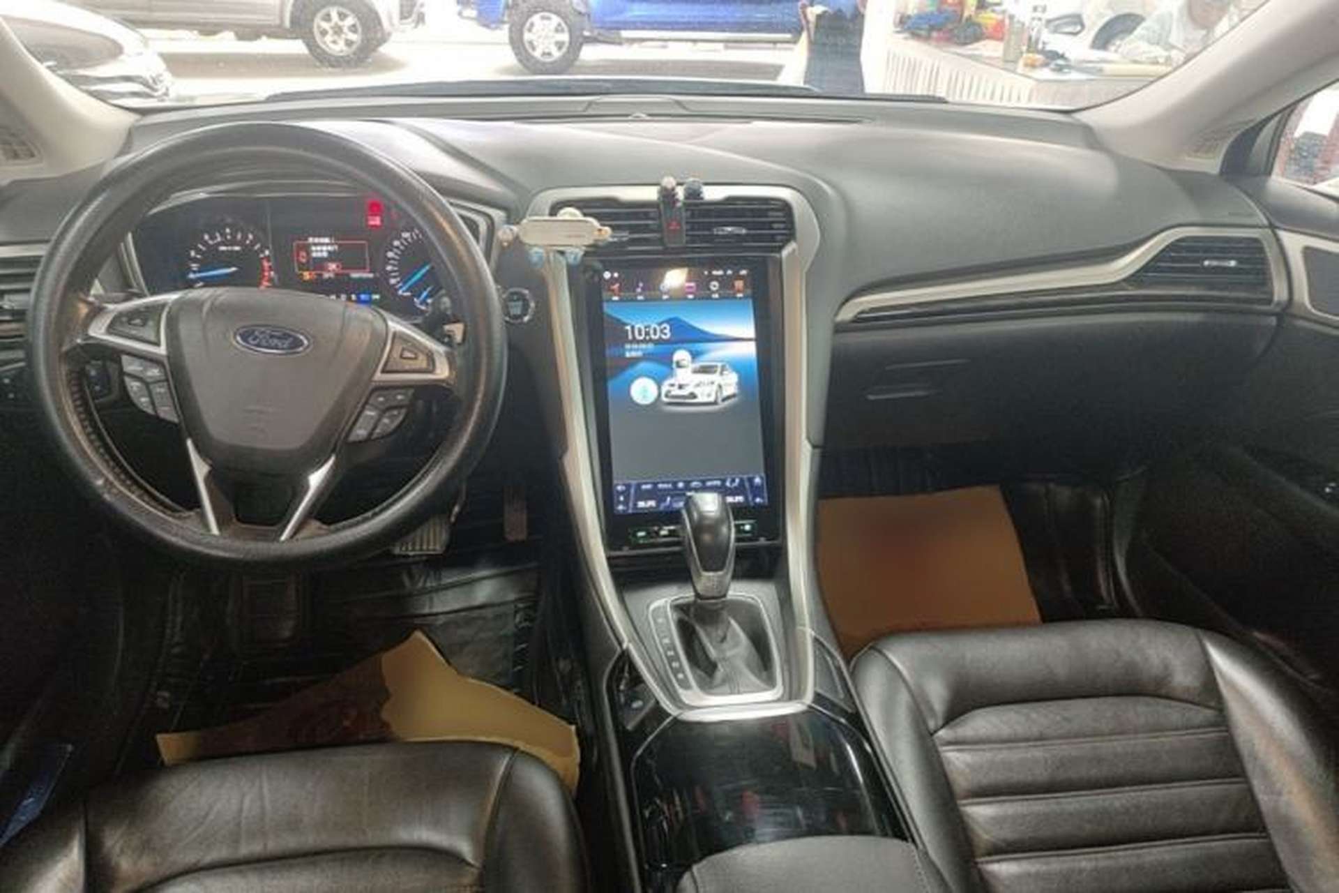 Used Ford Mondeo 2013 2.0L GTDi 200 Fashion Edition Center Console