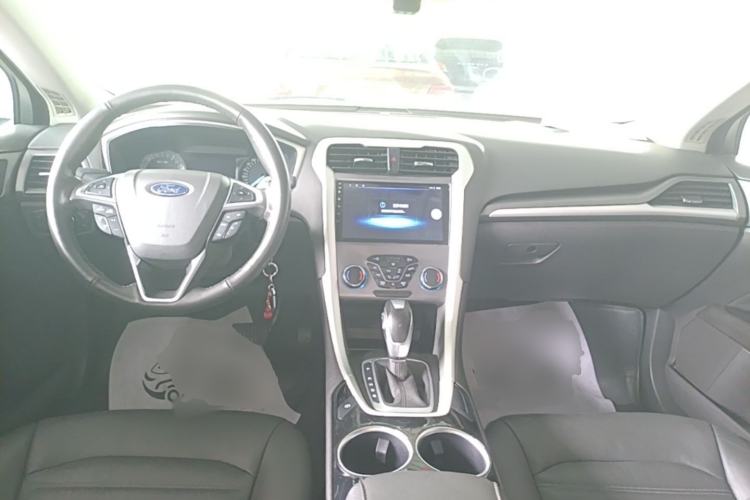Used Ford Mondeo 2013 1.5L GTDi180 Fashion Edition Center Console