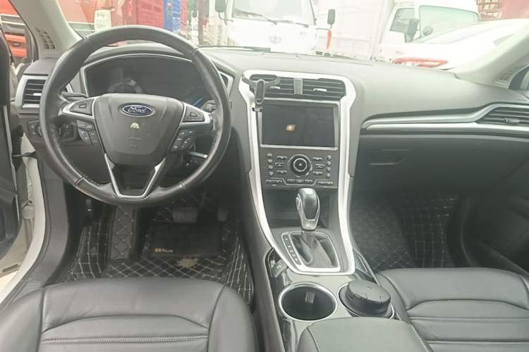 Used Ford Mondeo 2013 1.5L GTDi180 Fashion Edition Center Console