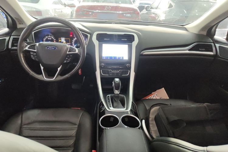 Used Ford Mondeo 2013 1.5L GTDi180 Fashion Edition Center Console