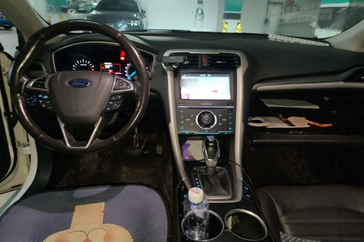 Used Ford Mondeo 2013 1.5L GTDi180 Fashion Edition Center Console