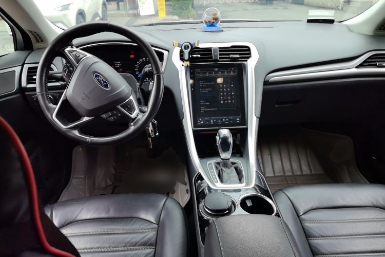 Used Ford Mondeo 2013 1.5L GTDi180 Fashion Edition Center Console