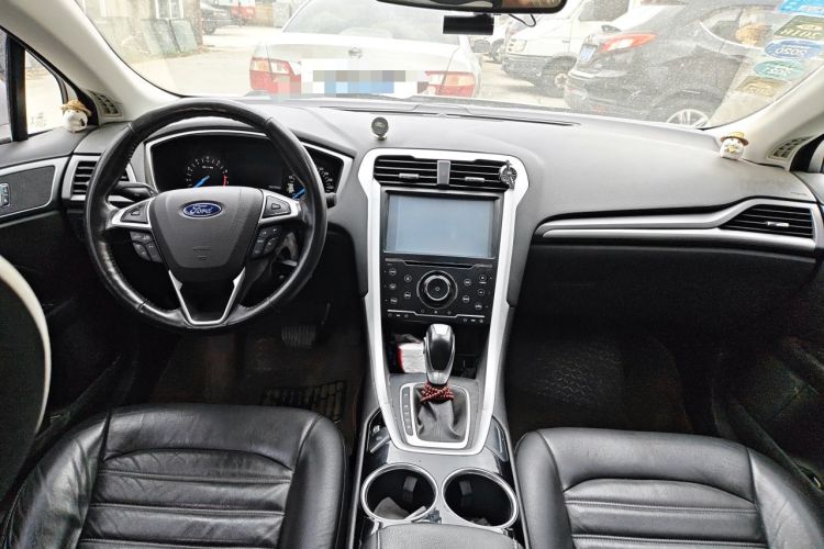 Used Ford Mondeo 2013 1.5L GTDi180 Fashion Edition Center Console
