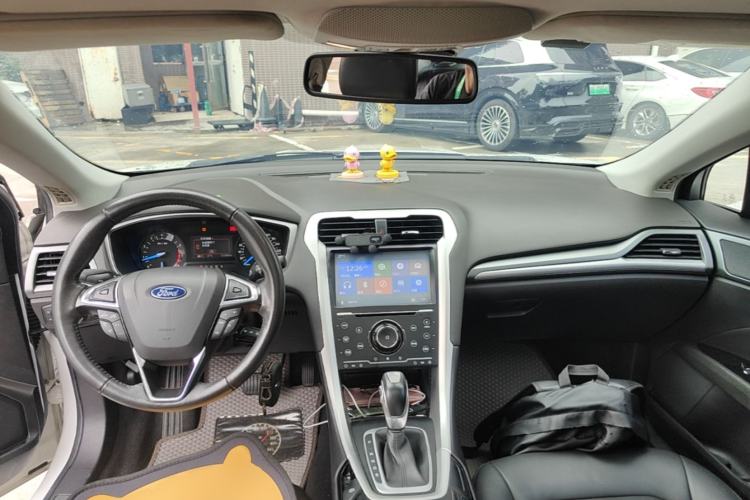 Used Ford Mondeo 2013 1.5L GTDi180 Fashion Edition Center Console