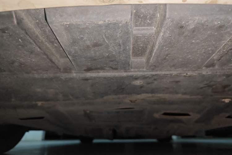 Used Ford Mondeo 2013 2.0L GTDi 200 Luxury Model Chassis Front