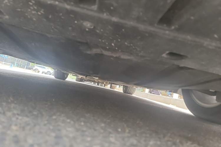 Used Ford Mondeo 2013 2.0L GTDi 200 Fashion Edition Chassis Front